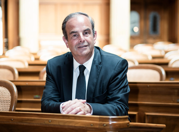 Mitte-Präsident Gerhard Pfister will der SVP-Initiative zur 10-Millionen-Schweiz einen Gegenvorschlag gegenüberstellen.