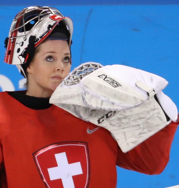 epa06534852 Goalie Florence Schelling of Switzerland during women&#039;s quarterfinal match between Olympic Athletes from Russia and Switzerland at the Kwandong Hockey Centre, in Gangneung, during the ...