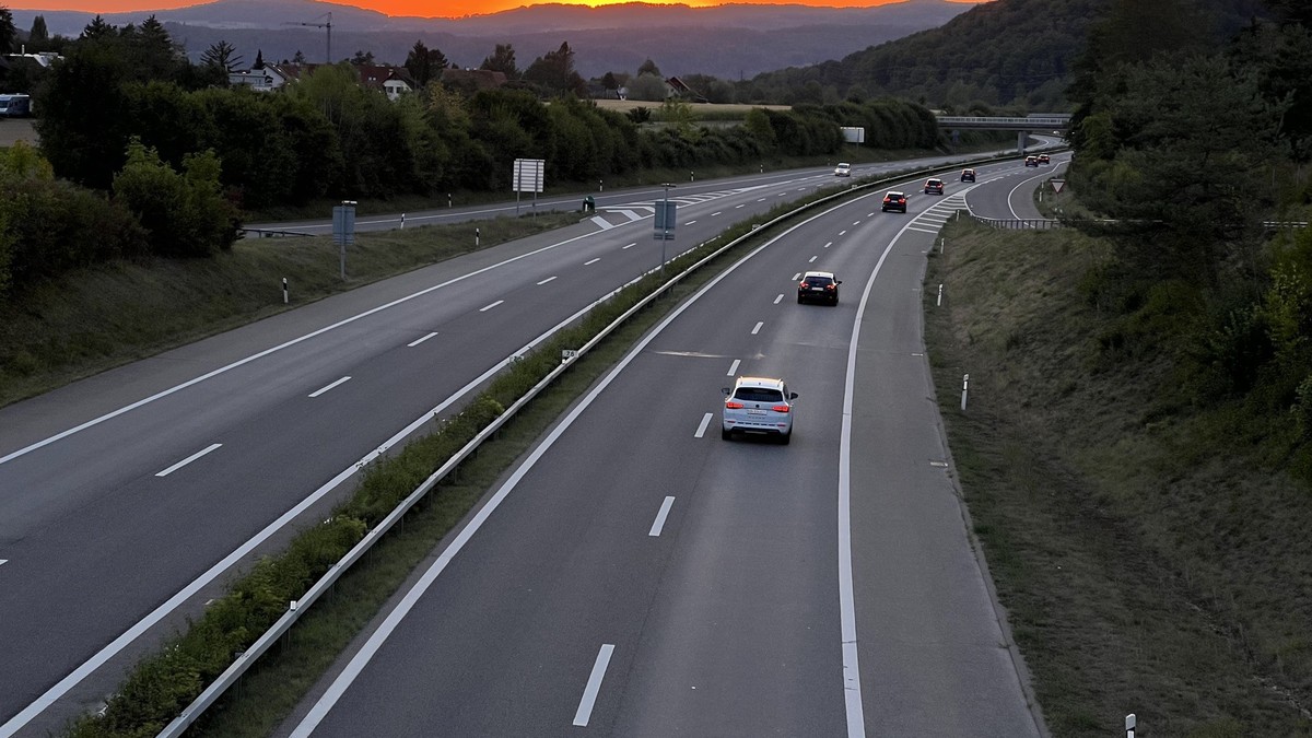 Autobahn-Kinderschutz-und-mehr-Das-ndert-sich-am-1-Juli-in-der-Schweiz