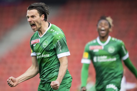 St. Gallens Lukas Goertler jubelt zum 1:0 Tor im Schweizer Fussball Cup Viertelfinal zwischen dem Grasshopper Club Zuerich und dem FC St. Gallen 1879 im Stadion Letzigrund in Zuerich am Mittwoch, 14.  ...