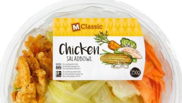 Die Migros hat krankheitserregende Listerien im «M-Classic Chicken Saladbowl» gefunden und das Produkt zurückgerufen.