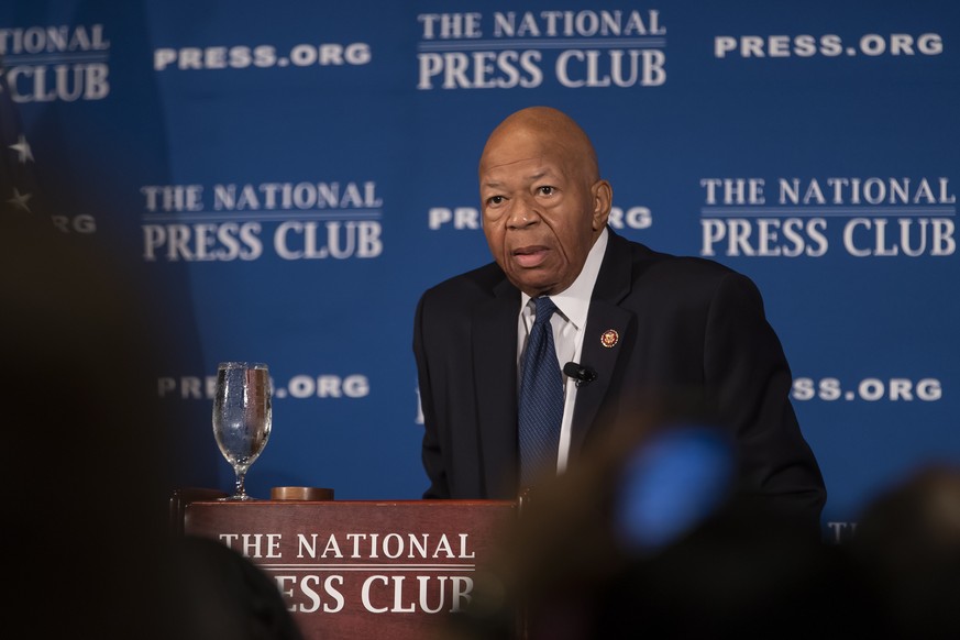 epa07760981 Democratic Representative from Maryland Elijah Cummings speaks at a National Press Club&#039;s Headliners luncheon in Washington, DC, USA, 07 August 2019. Cummings, chairman of the House O ...