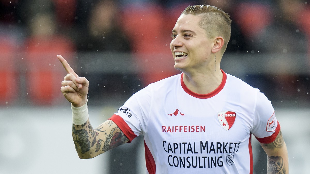 Le milieu valaisan Adryan, fete apres avoir marque le 3:1, lors de la rencontre de football de Super League entre le FC Sion et le FC Thun ce dimanche 11 mars 2018 au stade de Tourbillon a Sion. (KEYS ...