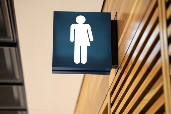 Zürcher Schulen führen genderneutrale Toiletten ein