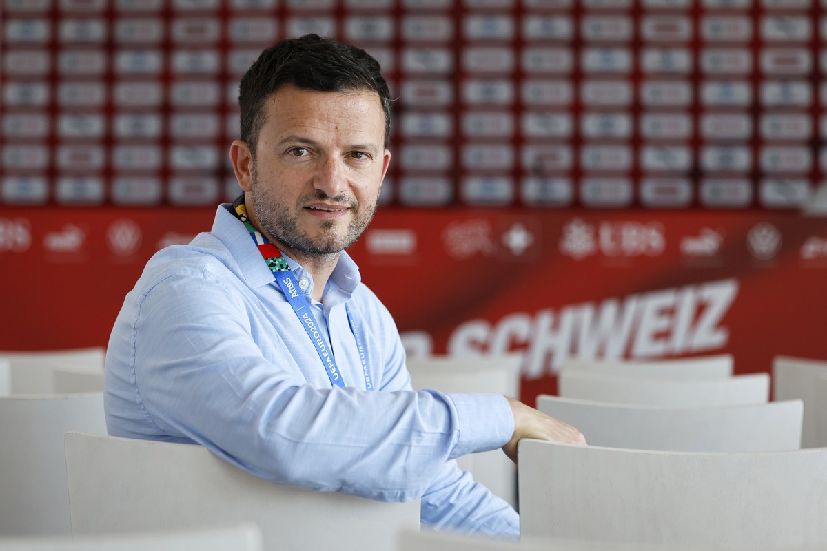 Roberto Maida, Italian journalist for Corriere dello Sport, poses after a press conference of the Swiss team at the "Stadion auf der Waldau" in Stuttgart, Germany, Thursday, June 27, 2024.(K ...