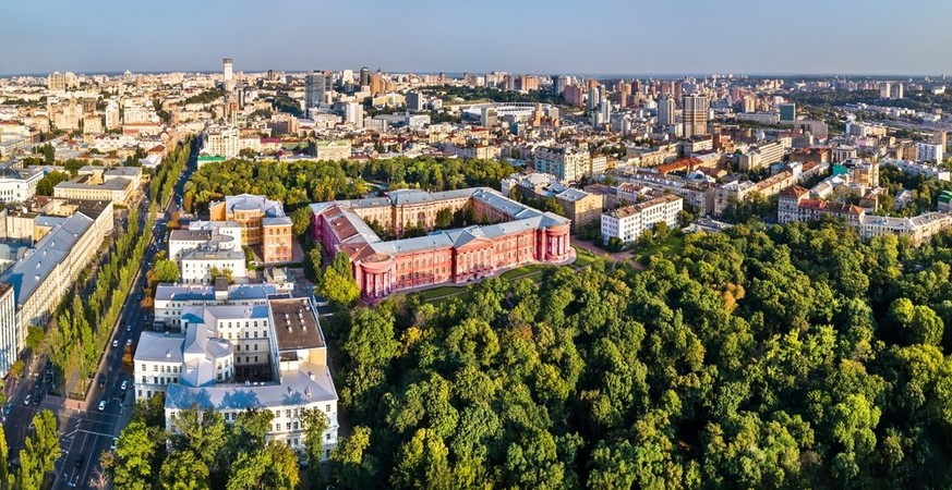 Luftaufnahme der Taras-Schewtschenko National University in Kiew.