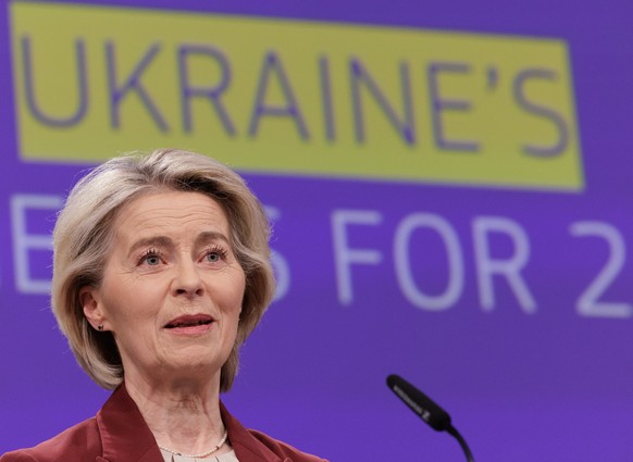 epa12566823 European Commission President Ursula von der Leyen speaks during a press conference on addressing Ukraine&#039;s financing needs for 20262027, following the weekly meeting of the College  ...