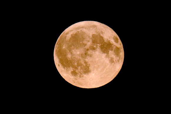 epa13140664 A full moon rises in Kabile, Latvia, 29 July 2026. EPA/TOMS KALNINS