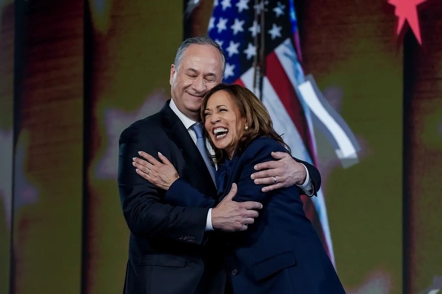 Kamala Harris mit Second Gentleman Doug Emhoff.
