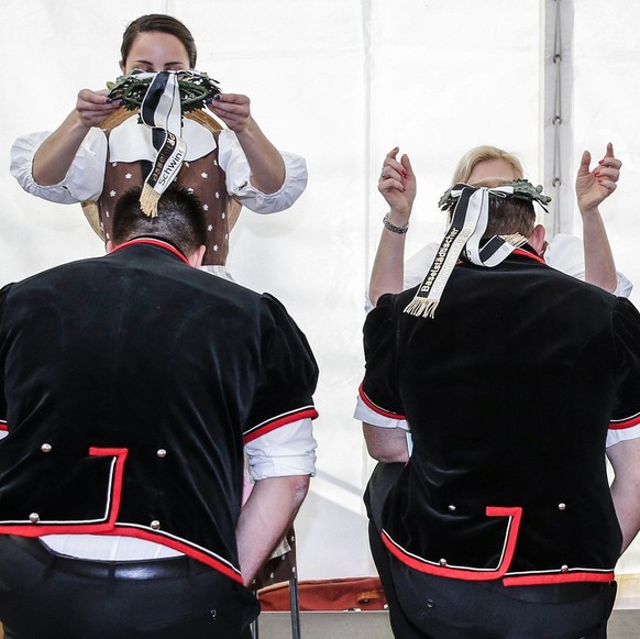 &lt;p&gt;Beim Schwingen gibt es für die besten Athleten eines Fests einen Kranz. Diese 10 Schwinger haben das meiste Eichenlaub gewonnen.&lt;/p&gt;
