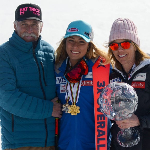 March 17, 2019 - Soldeu, Andorra - MIKAELA SHIFFRIN of the United States with her parents Jeff and Eileen after Mikaela received the crystal globe for winning the 2018/19 FIS World Cup season Skiing 2 ...
