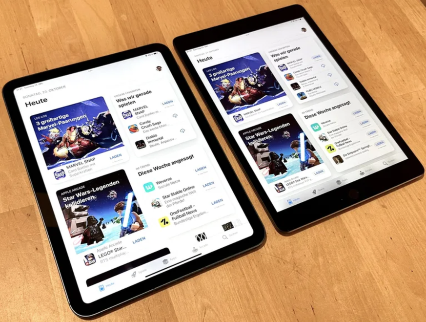 The new iPad (left) and its predecessor in comparison.