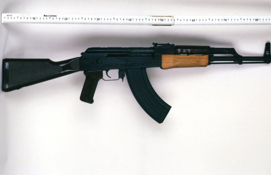 900 Euro und zwei Stunden Zeit: So leicht kommen Terroristen an eine Kalaschnikow