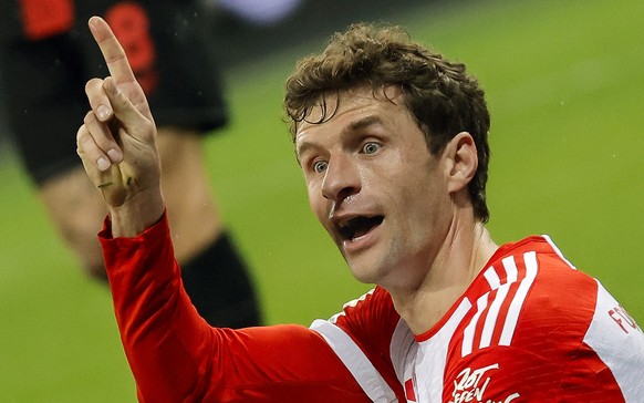 epa11143192 Munich&#039;s Thomas Mueller reacts during the German Bundesliga soccer match between Bayer 04 Leverkusen and FC Bayern Munich in Leverkusen, Germany, 10 February 2024. EPA/RONALD WITTEK C ...