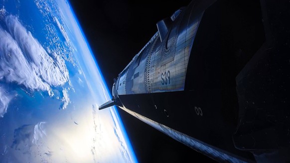 Das „Starship“ der nächsten Generation von SpaceX startete am Donnerstag, dem 21. Mai 2026, erfolgreich auf dem neuen „Super Heavy V3“-Trägerrakete von der Starbase in Boca Chica, Texas. Während des T ...