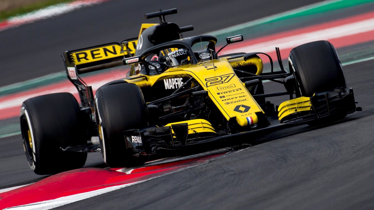 epa06566222 German driver Niko Huelkenberg of Renault takes a corner during the Formula One pre-season testing at Circuit de Barcelona-Catalunya race track in Montmelo, Catalonia, Spain, 26 February 2 ...