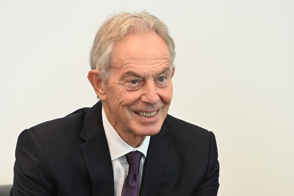 epa12472941 Former British Prime Minister Tony Blair attends a meeting with Uruguayan President Yamandu Orsi in Montevideo, Uruguay 22 October 2025. EPA/Federico Gutierrez