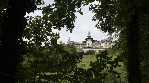 THEMENBILD ZUM PROZESS PROSTITUIERTENMORD IM DOLDER --- The Dolder Grand and the golf course of Dolder Golfclub Zurich, pictured on July 17, 2013, in Zurich-Hottingen, Switzerland. (KEYSTONE/Gaetan Ba ...