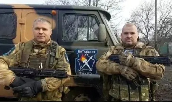 Two fighters from the Fakel battalion.
