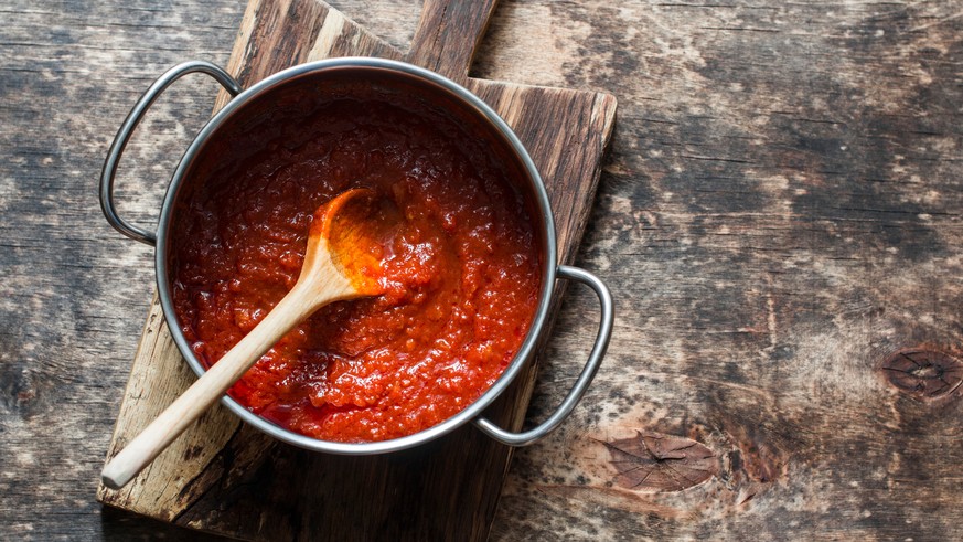 sugo al pomodoro tomaten sauce pasta essen kochen italien