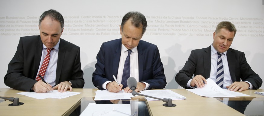Christophe Darbellay, Philipp Müller und Toni Brunner besiegelten im März 2015 den bürgerlichen Schulterschluss. Ihre Nachfolger setzen ihn um.