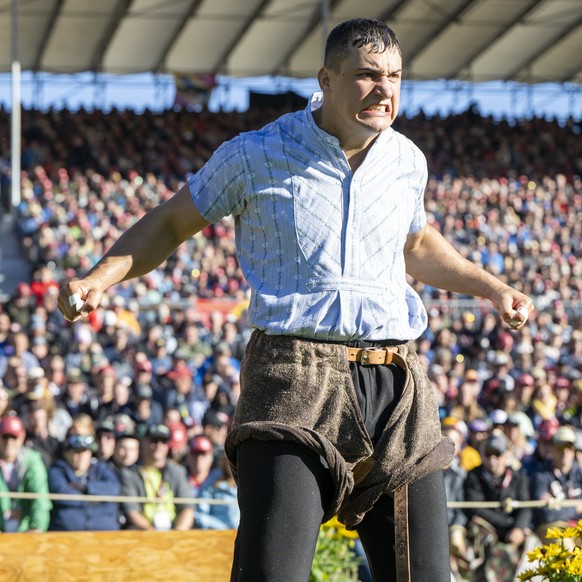 Werner Schlegel beim Brunnen im 5. Gang beim Eidgenoessischen Schwing- und Aelplerfest 2025 Glarnerland (ESAF), am Sonntag, 31. August 2025, in Mollis. (KEYSTONE/Urs Flueeler)