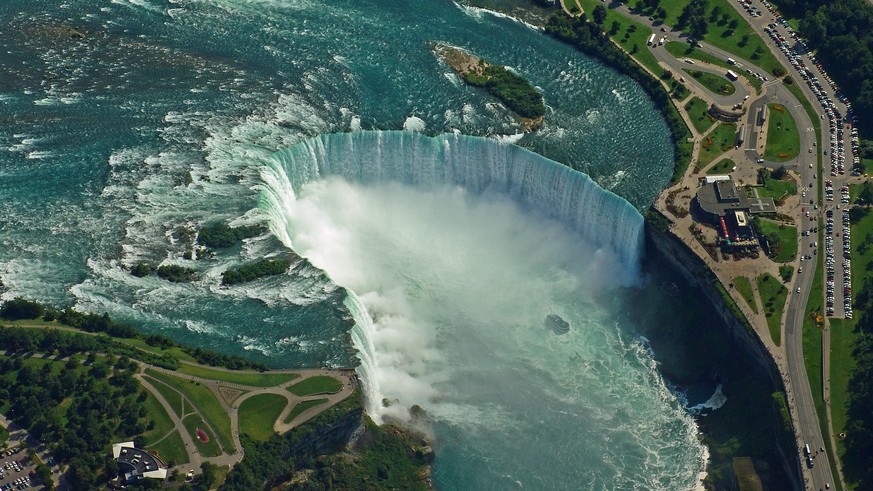 Die Niagara-Fälle von oben.