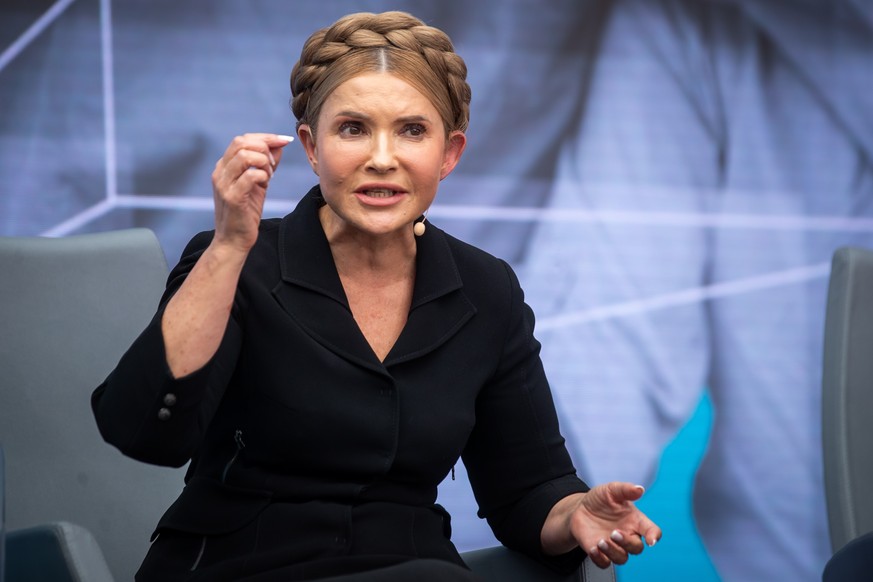 epa10154342 The former Prime Minister of Ukraine Yulia Tymoshenko speaks during the 7th edition of the Estoril Conferences at SBE Nova School of Economics in Carcavelos, outskirts of Lisbon, Portugal, ...