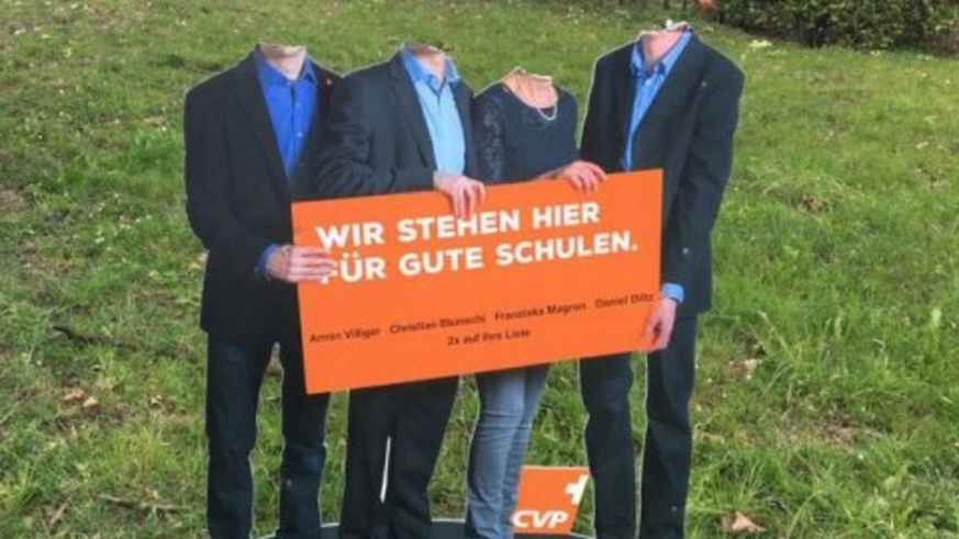 Nicht mal zwei Tage blieben die Gruppenplakate unangetastet.