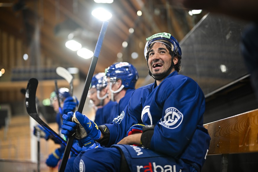 Captain Andris Ambuhl at HC Davos' first on-ice training session, Monday, August 7, 2023, at the Ice Arena in Davos.  (Keystone/Gian Erenzeler)