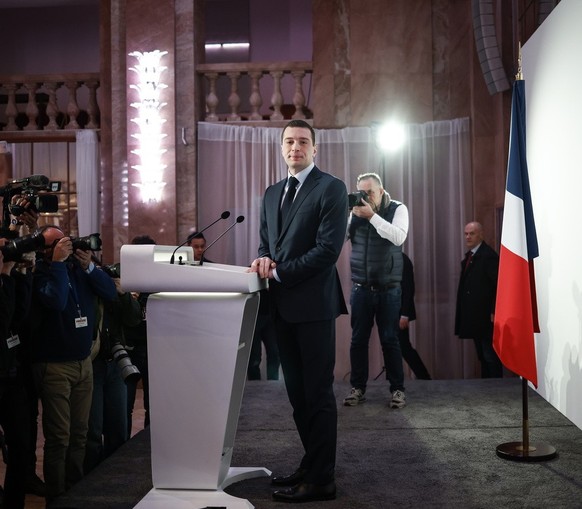 epa11079317 French far-right party Rassemblement National (RN) president Jordan Bardella poses prior to delivering his speech during a conference to present his Best Wishes 2024 to the Press, at Salon ...