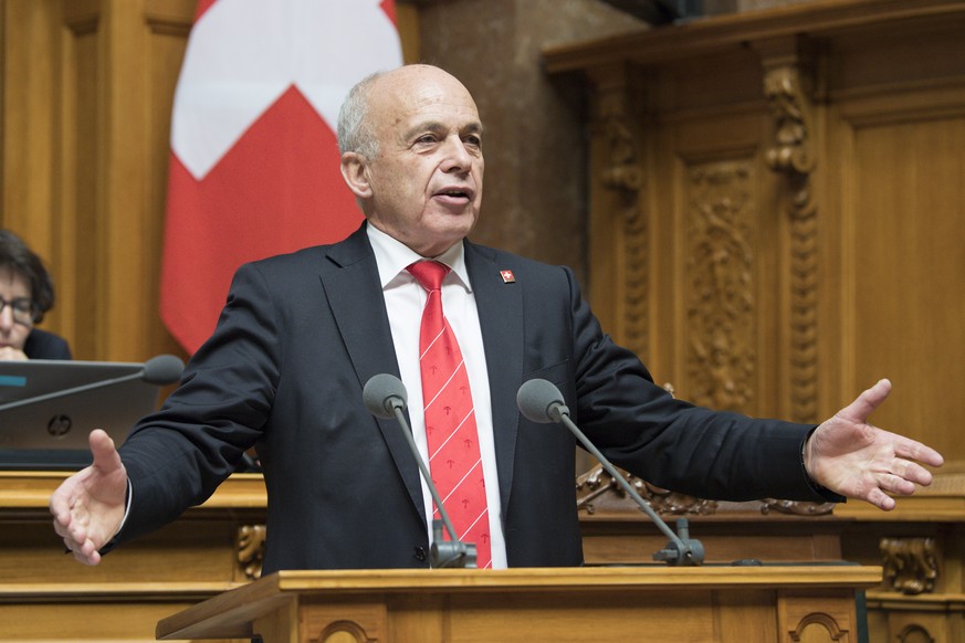 Bundesrat Ueli Maurer spricht im Nationalrat an der Wintersession der Eidgenoessischen Raete, am Dienstag, 27. November 2018, in Bern. (KEYSTONE/Peter Schneider)