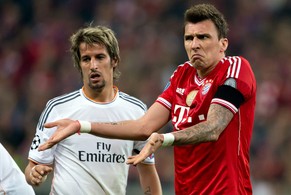 Wieso Mandzukic (rechts) nicht dabei ist, will Guardiola nicht sagen.