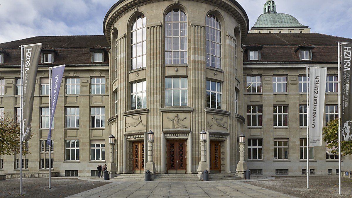 Doppelt so hoch wie vor zehn Jahren, aber immer noch zu tief: Der Frauenanteil bei den ordentlichen Professuren an Uni Zürich beträgt 21 Prozent.