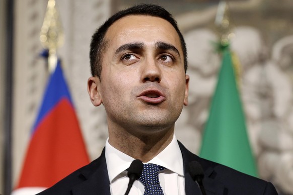 epa06736234 Five-Star Movement (M5S) leader Luigi Di Maio addresses the media after a meeting with Italian President Sergio Mattarella at the Quirinale Palace, Italy, Rome, 14 May 2018. (M5S) leader D ...
