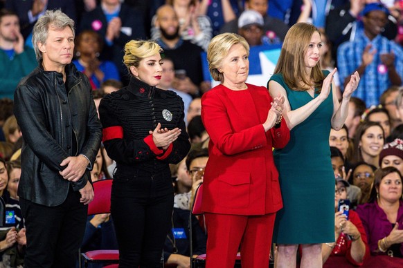 Bei einer Wahlkampfveranstaltung 2016 unterstützte sie Präsidentschaftskandidatin Hillary Clinton.