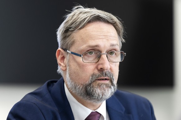 Olivier Bangerter, Schweizer Botschafter in Teheran, Iran, spricht waehrend einem Mediengespraech zur Lage im Nahen und Mittleren Osten, am Montag, 16. Maerz 2026 in Bern. (KEYSTONE/Peter Klaunzer)