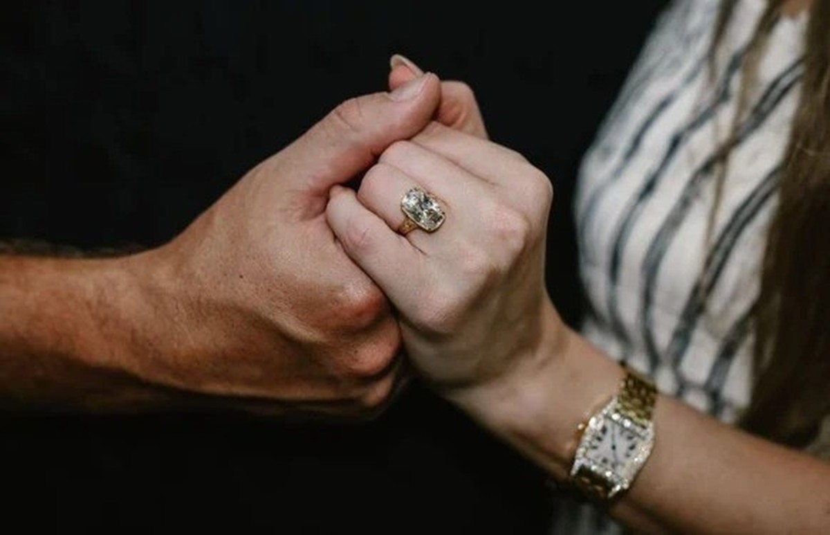 Travis Kelce et Taylor Swift sont en couple depuis deux ans.