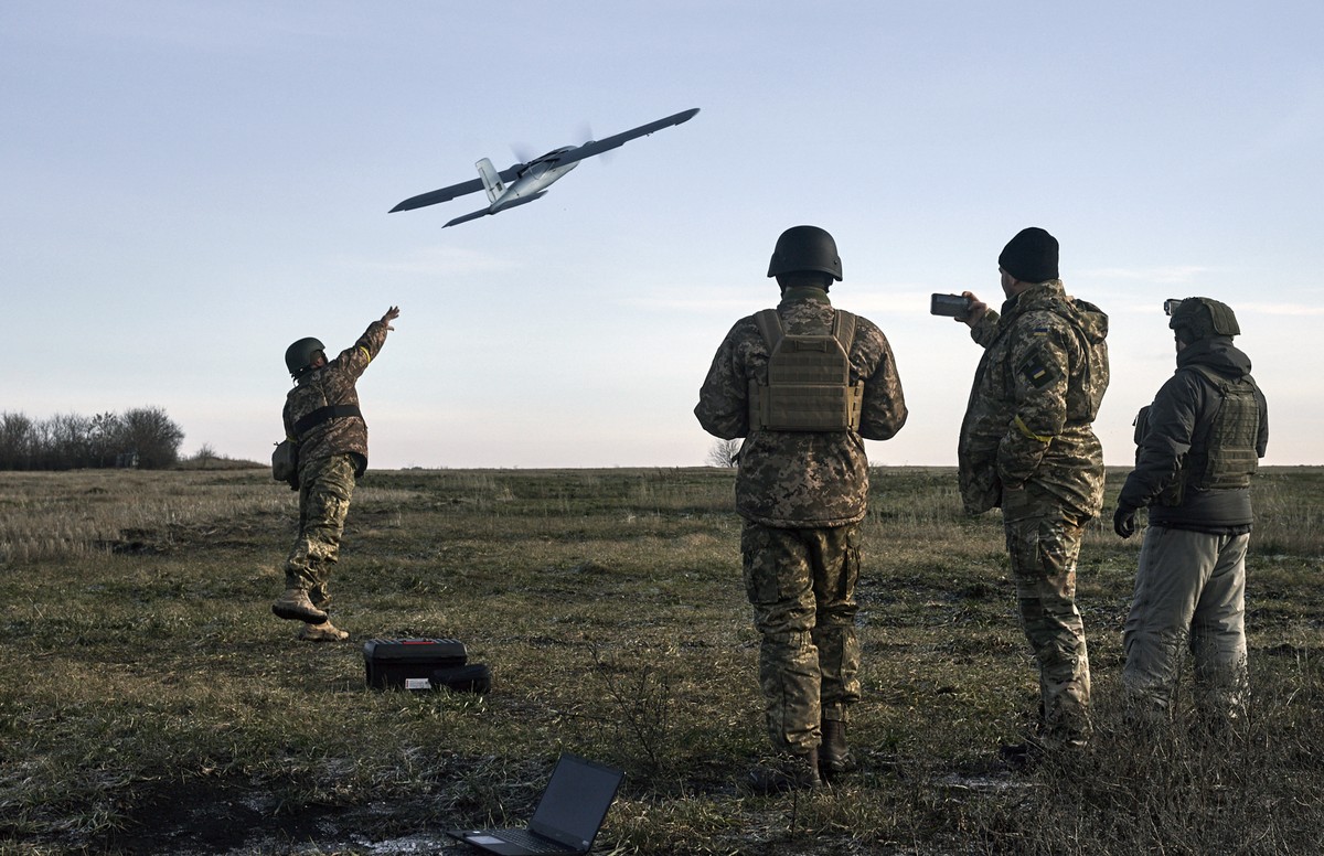 Les drones peuvent tuer, mais aussi voler (dans les deux sens).