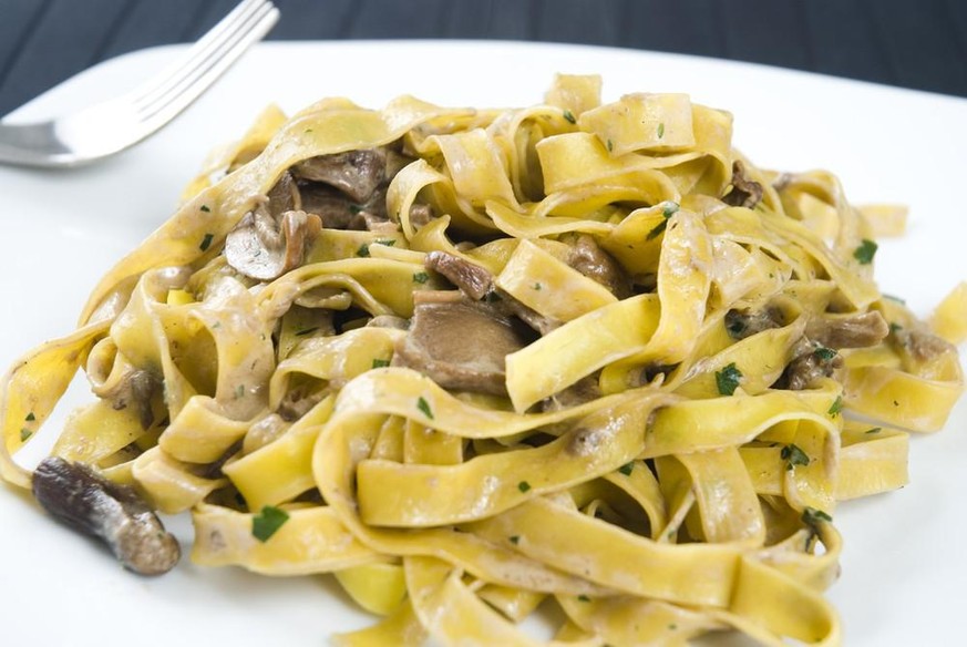 tagliatelle funghi porcini pasta kochen essen food pilz steinpilz