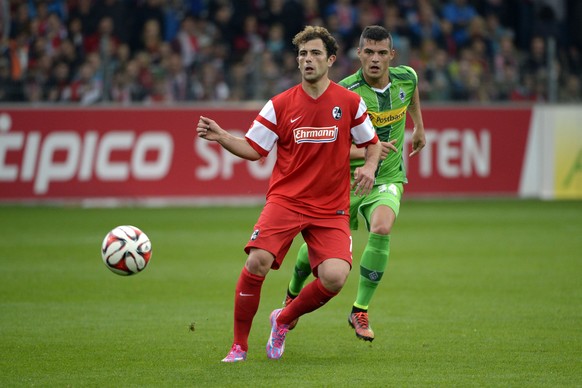 Schweizer unter sich: Admir Mehmedi (vorne) und Granit Xhaka.