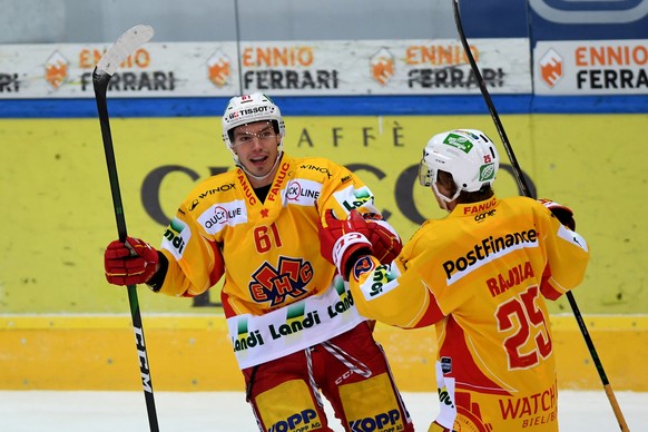 Biel&#039;s player Michael H�gli, left, celebrate the 2 - 3 goal with Biel&#039;s player Toni Rajala, right, during the preliminary round game of National League A (NLA) Swiss Championship 2020/21 bet ...
