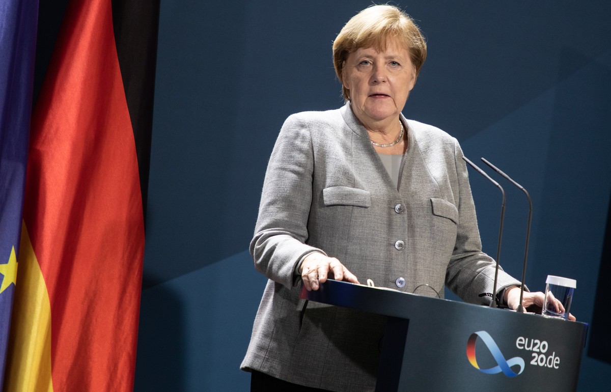 epa08811905 German Chancellor Angela Merkel gives a press statement after the video conference towards a European response to the threat of terrorism, in Berlin, Germany, 10 November 2020. EPA/ANDREAS ...