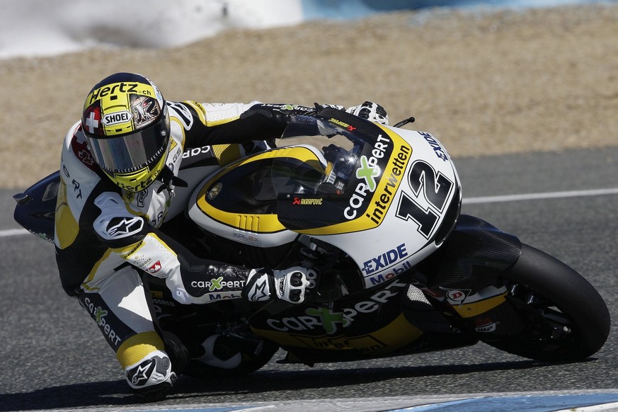 epa05839184 Swiss Moto2 rider Thomas Luthi of Carxpert Interwetten in action during the seocnd day of the Moto2 and Moto3 official tests held at Jerez Circuit, in Andalusia, southern Spain, on 09 Marc ...