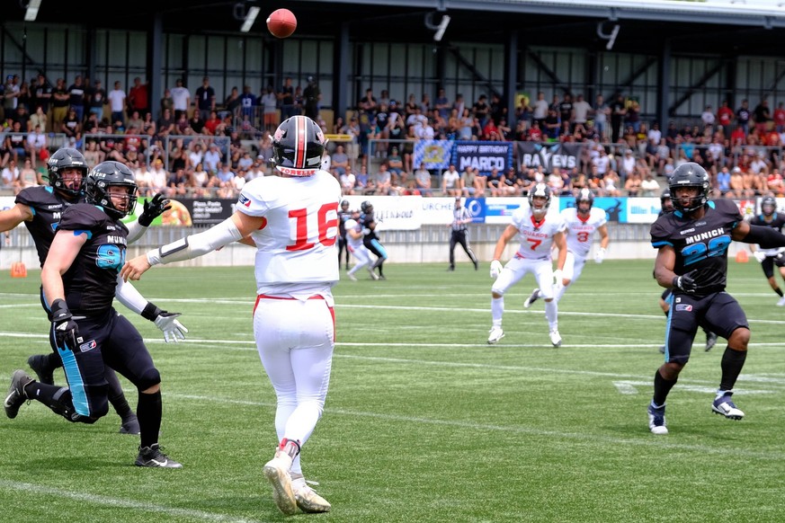 Helvetic Guards American QB Jordan Barlow 16 from Leipzig Kings passes under pressure American Football, ELF, European League of Football - Helvetic Guards vs Munich Ravens Wil LIDL Arena Sankt Gallen ...