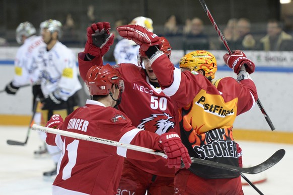 Lausanne bejubelt den nächsten Sieg und verdrängt den SC Bern vom letzten Playoff-Platz.