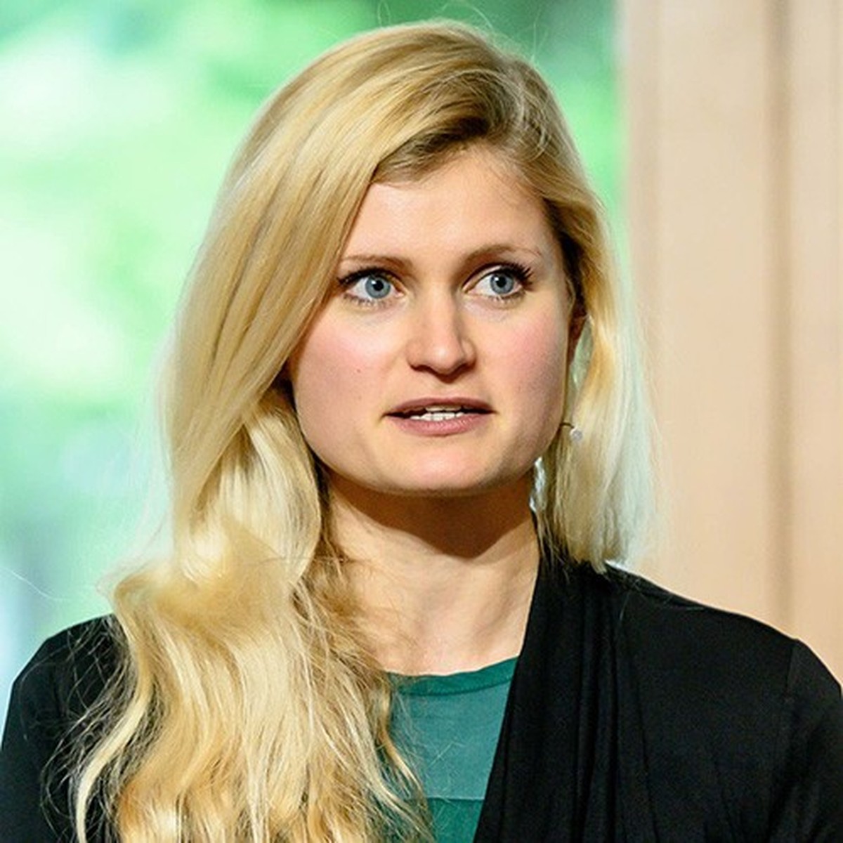Ulrike Franke est experte en politique de sécurité et de défense, notamment en ce qui concerne l'influence des nouvelles technologies telles que les drones et l'intelligence artificielle sur ...