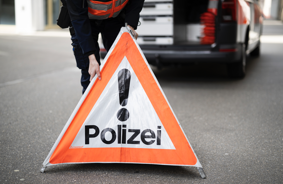 Polizei Unfall Schild Schweiz