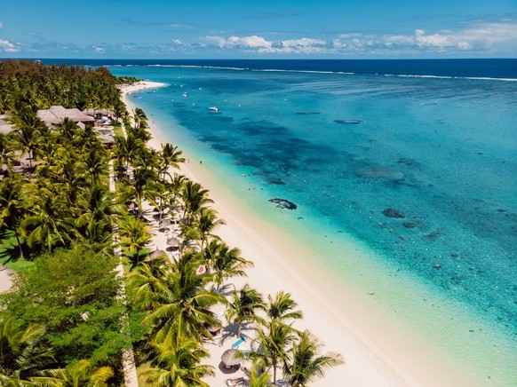 Weisse Sandstrände auf der Insel Mauritius.