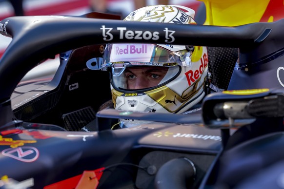 epa09838613 Dutch Formula One driver Max Verstappen of Red Bull Racing prepares for the start of the Formula One Grand Prix of Bahrain at the Bahrain International Circuit in Sakhir, Bahrain, 20 March ...